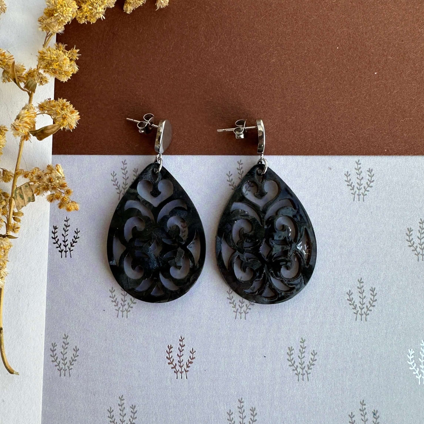 Ohrringe „Tropfen anthrazit“