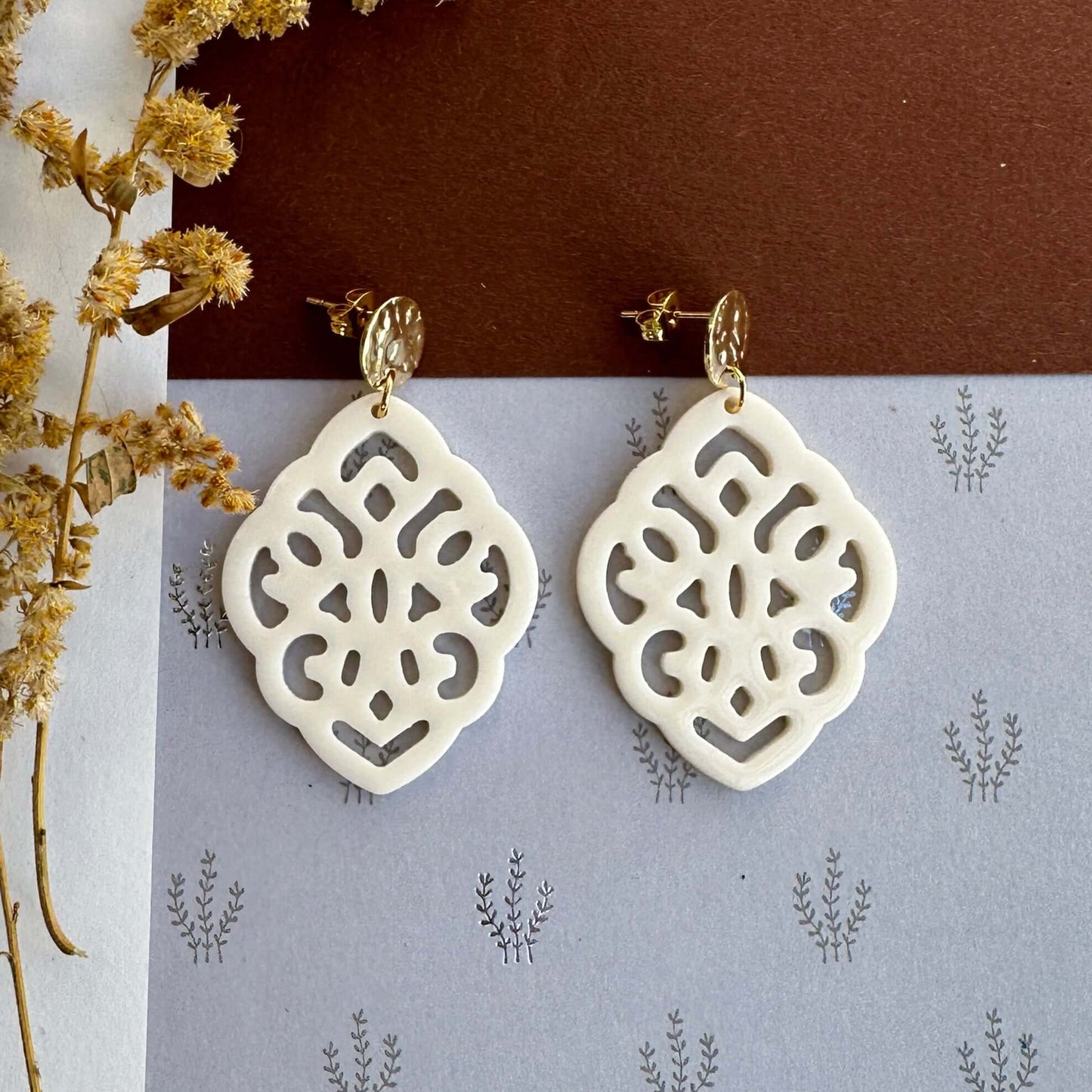 Ohrringe „Cremeweiß“